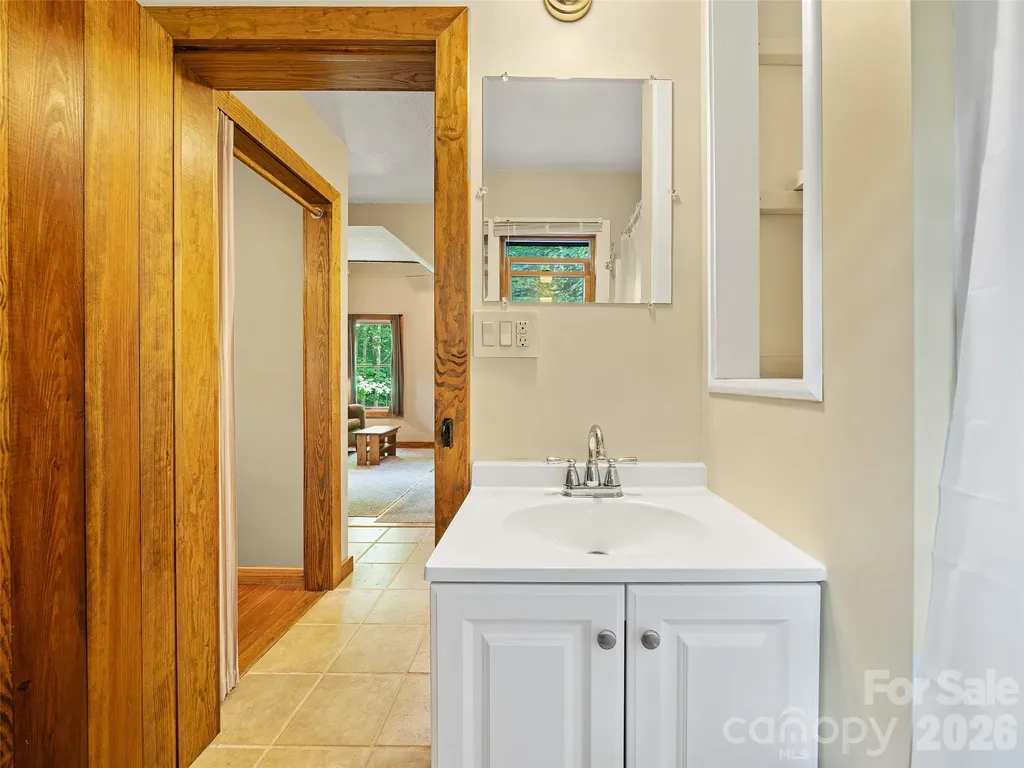 262 Little Pond Drive Burnsville NC 28714