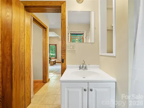 262 Little Pond Drive Burnsville NC 28714