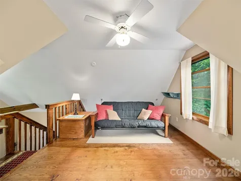 262 Little Pond Drive Burnsville NC 28714