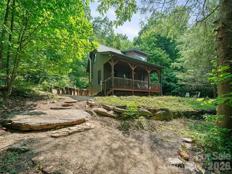 262 Little Pond Drive Burnsville NC 28714