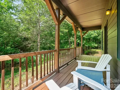 262 Little Pond Drive Burnsville NC 28714