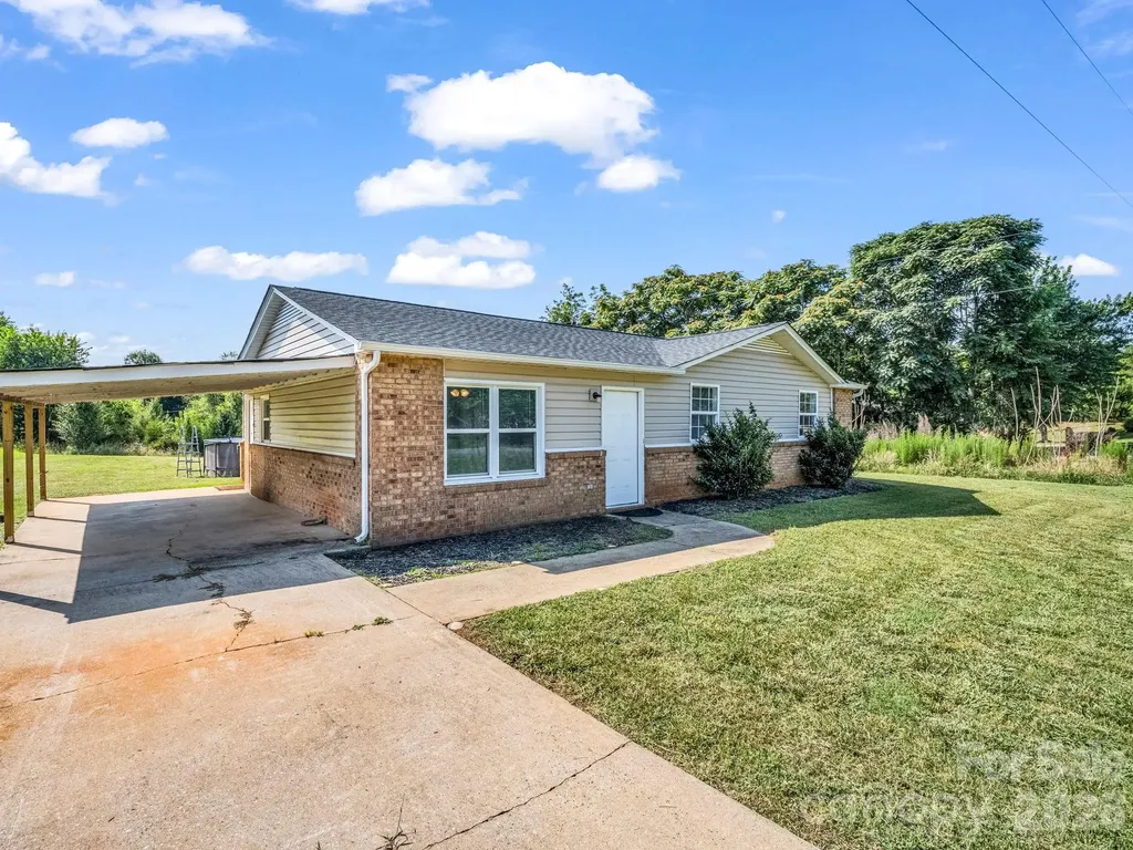 313 Harrill Road Forest City NC 28043