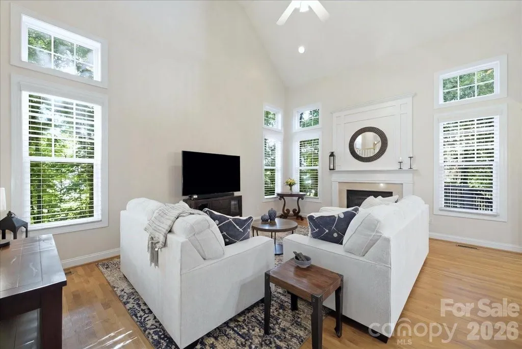 10323 Mina Court Charlotte NC 28277
