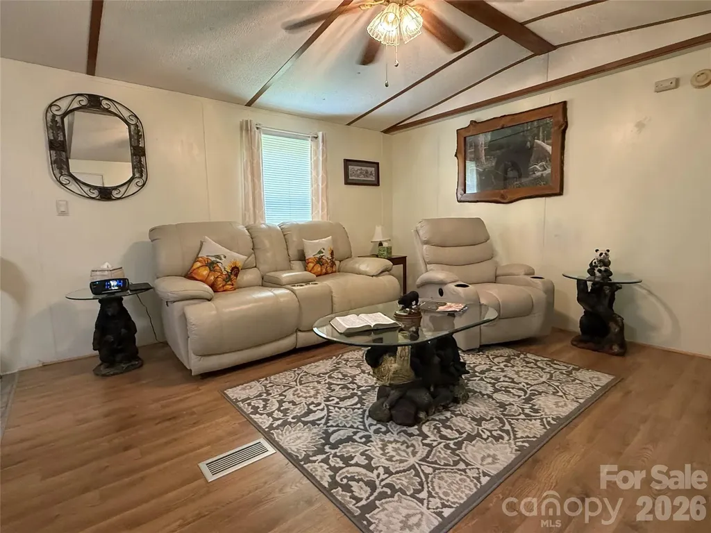 4126 & 4128 Pumpkintown Road Sylva NC 28779