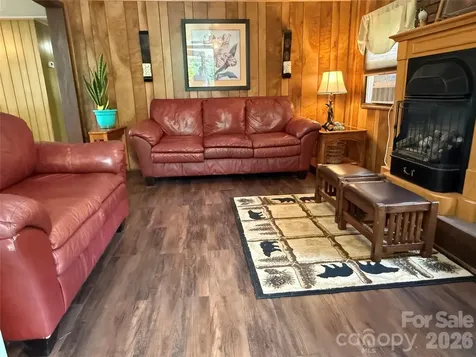 4126 & 4128 Pumpkintown Road Sylva NC 28779