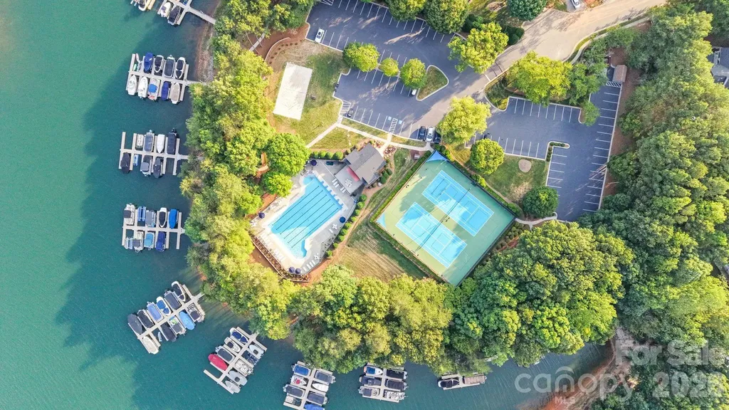 4325 Artesian Cove Denver NC 28037