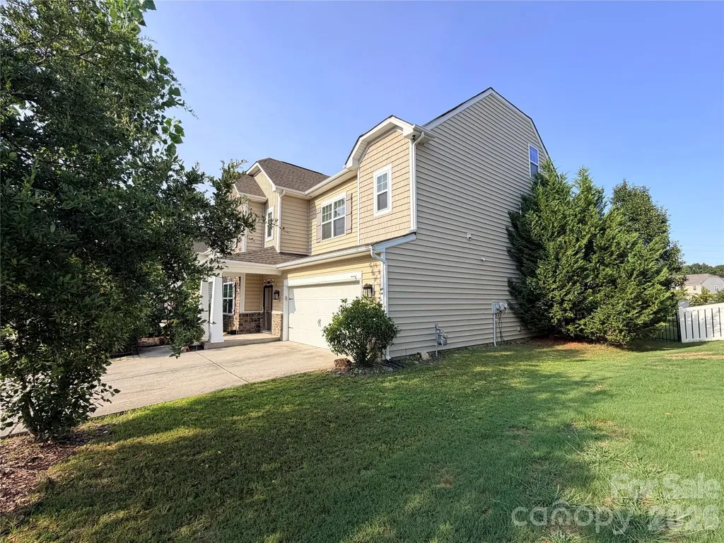 9281 Perseverance Drive Harrisburg NC 28075