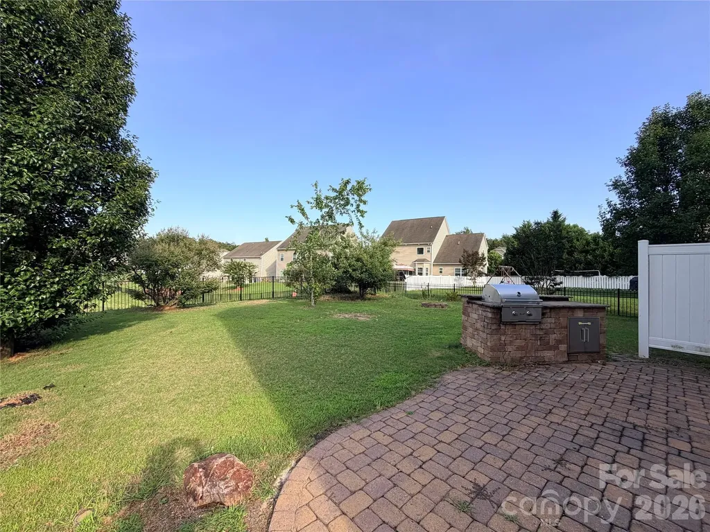 9281 Perseverance Drive Harrisburg NC 28075