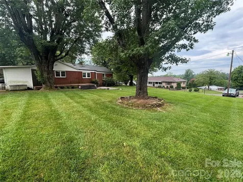 327 Arrowood Street SE Lenoir NC 28645