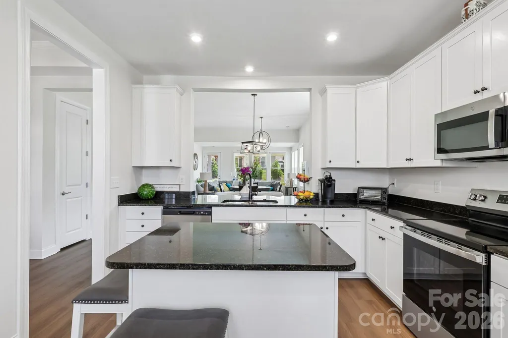 8410 Profit Lane Charlotte NC 28215