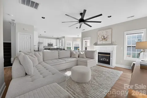 10513 Orchid Hill Lane Charlotte NC 28277