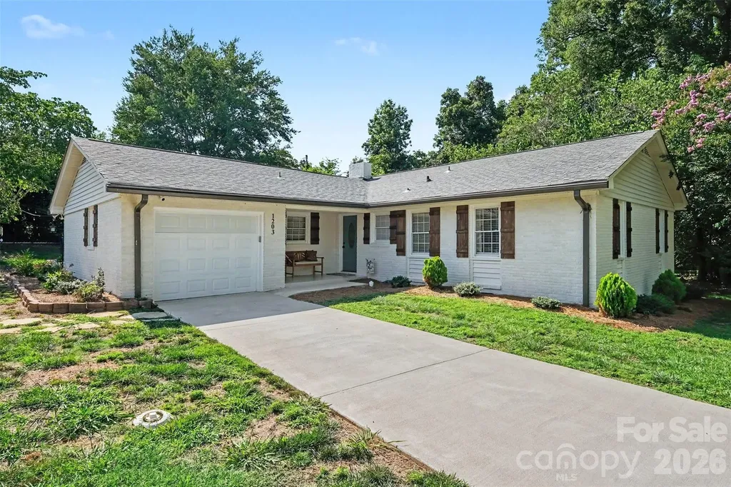 1203 Flintshire Drive Albemarle NC 28001