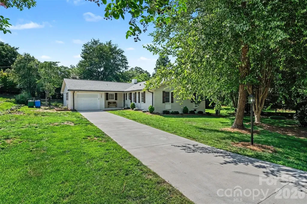 1203 Flintshire Drive Albemarle NC 28001