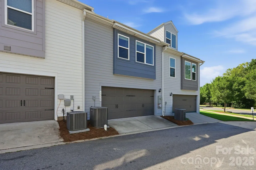 1450 Winding Stream Road Charlotte NC 28206