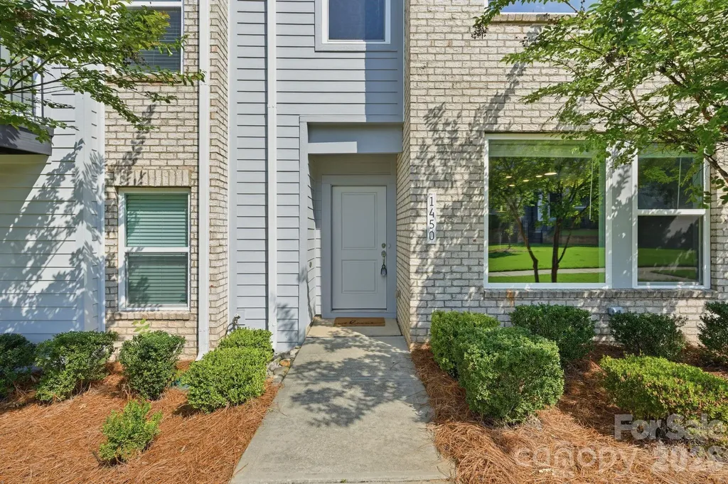 1450 Winding Stream Road Charlotte NC 28206