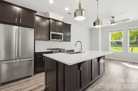 1450 Winding Stream Road Charlotte NC 28206