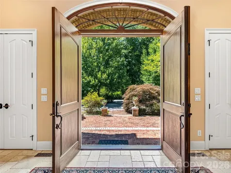 150 Rainbow View Drive Fletcher NC 28732