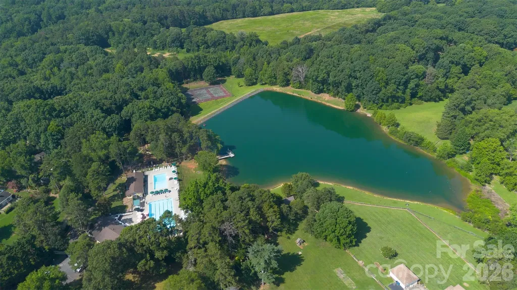3231 Windrow Lane Matthews NC 28105