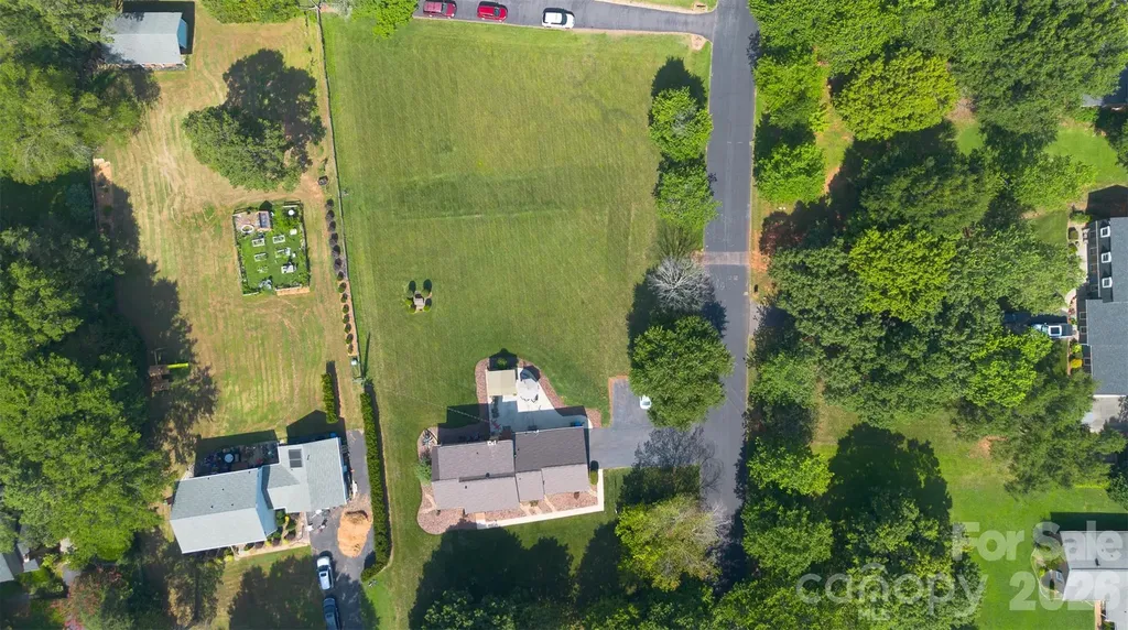 3231 Windrow Lane Matthews NC 28105