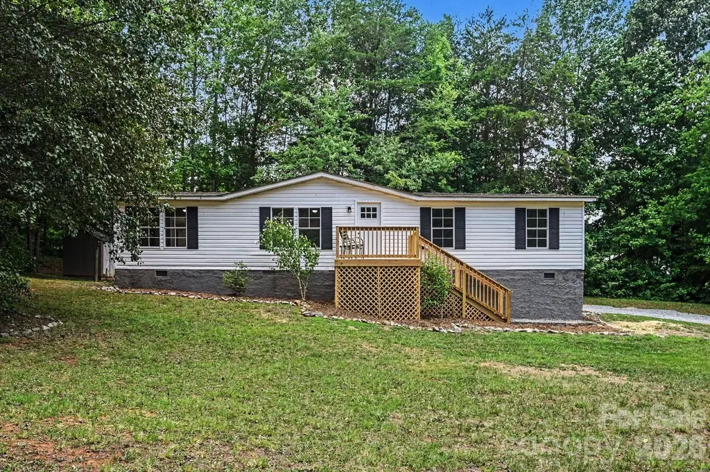 3723 Vickery Drive Maiden NC 28650