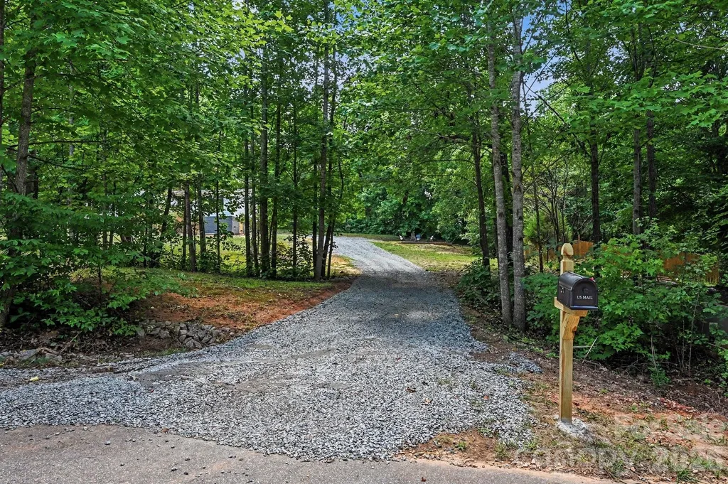 3723 Vickery Drive Maiden NC 28650