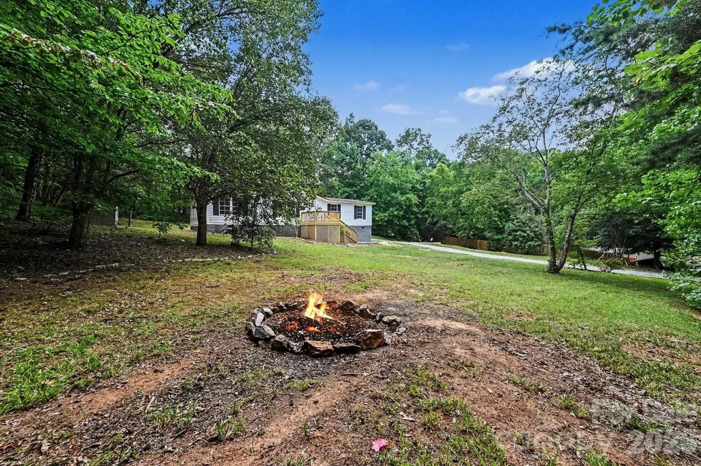 3723 Vickery Drive Maiden NC 28650