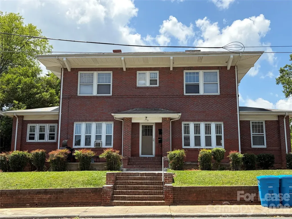 215 N 3rd Street Albemarle NC 28001