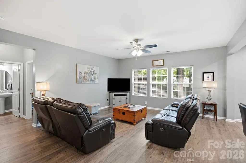 12325 Canal Drive Huntersville NC 28078