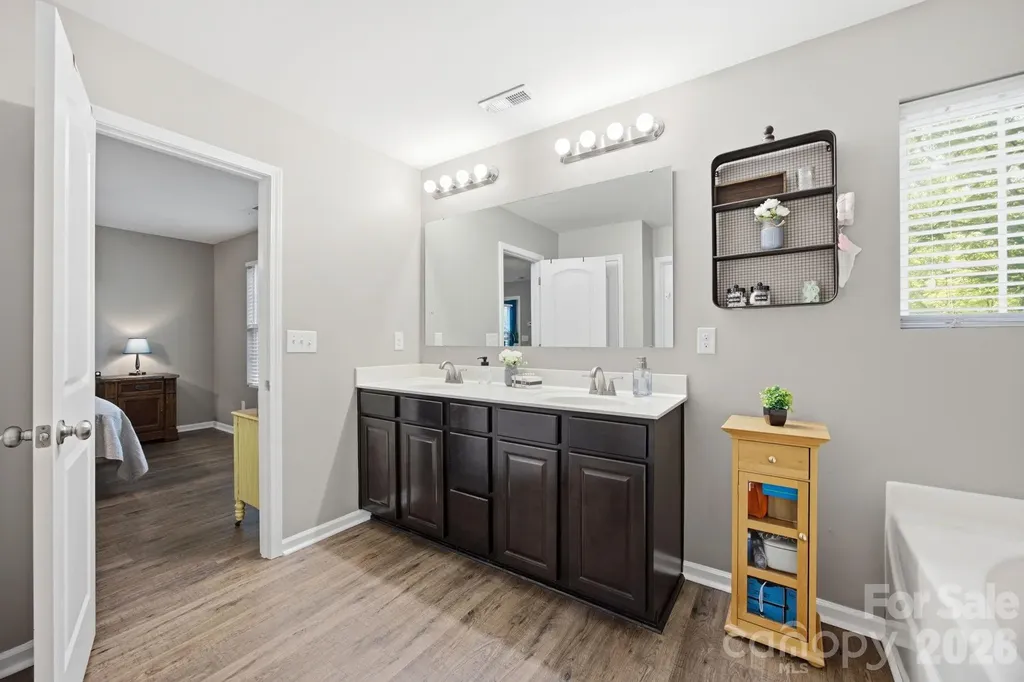 12325 Canal Drive Huntersville NC 28078