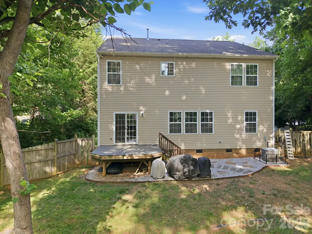 12325 Canal Drive Huntersville NC 28078