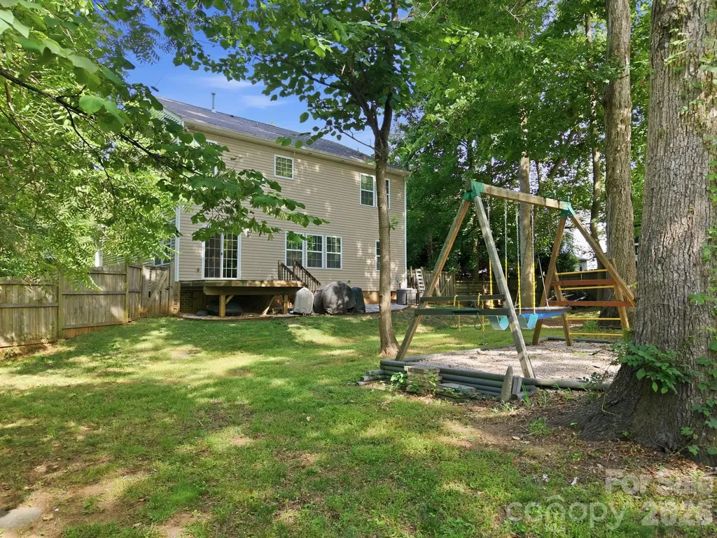 12325 Canal Drive Huntersville NC 28078