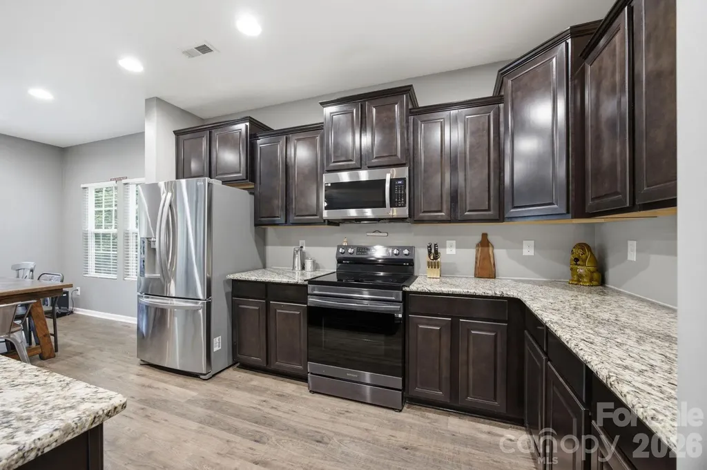 12325 Canal Drive Huntersville NC 28078