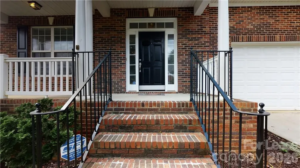 8517 Delamere Lane Charlotte NC 28269