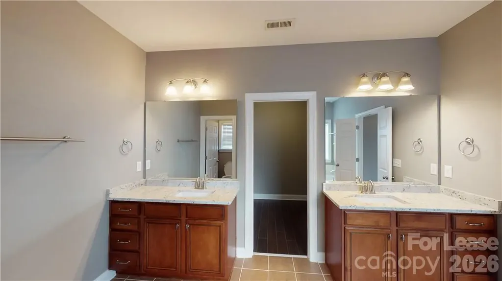 8517 Delamere Lane Charlotte NC 28269