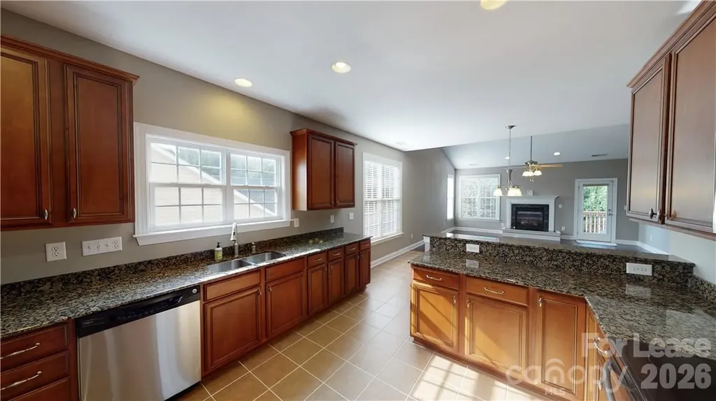 8517 Delamere Lane Charlotte NC 28269