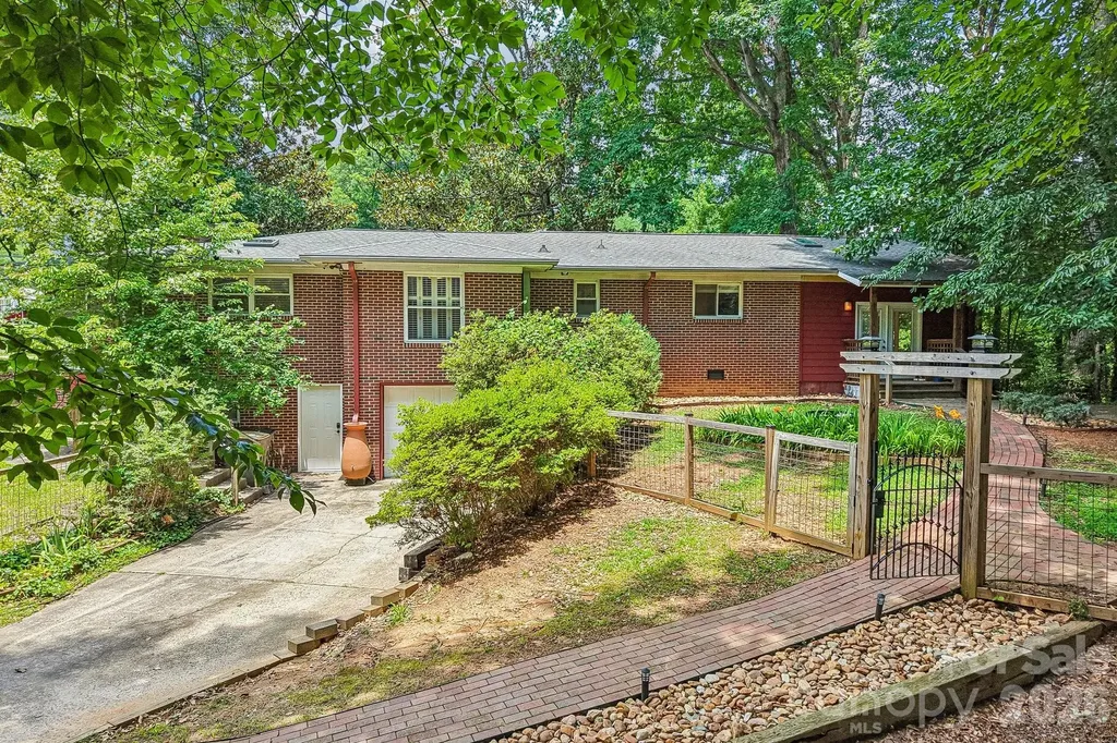 312 Cook Street Kannapolis NC 28083