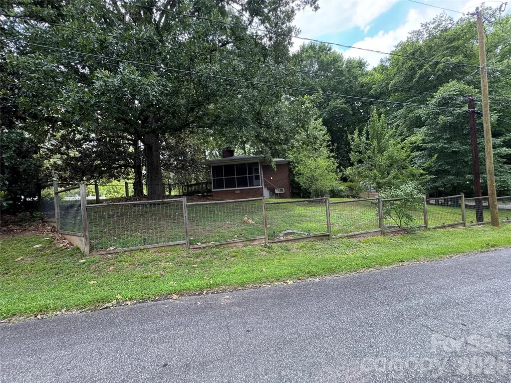 312 Cook Street Kannapolis NC 28083