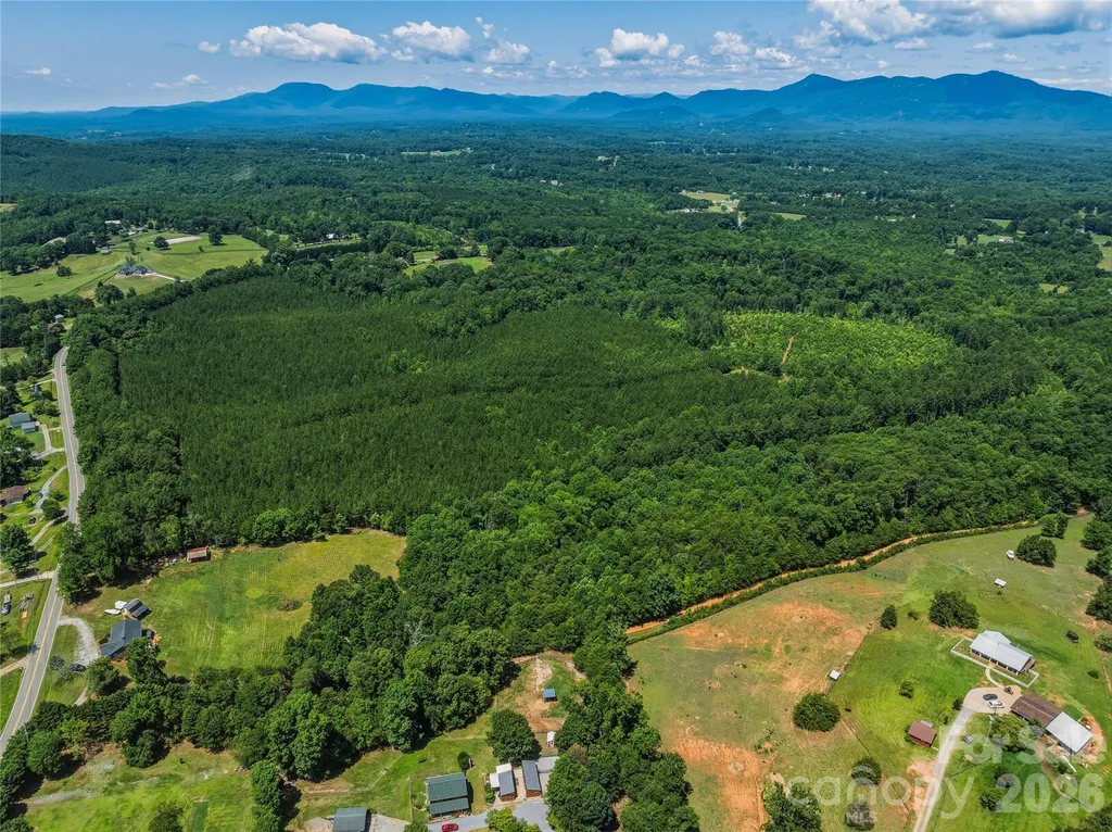 6783 Peniel Road Tryon NC 28782