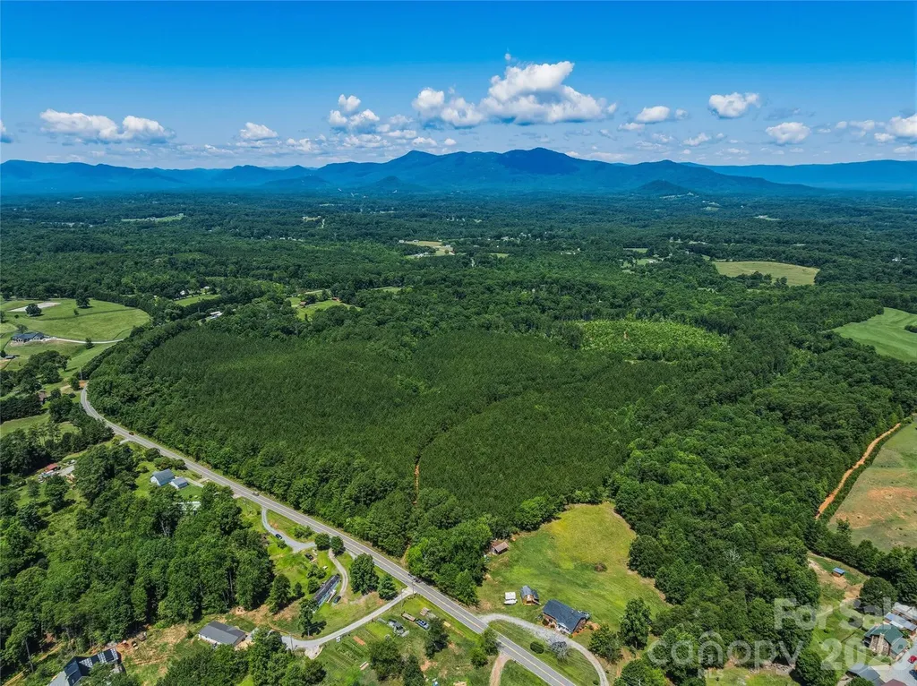 6783 Peniel Road Tryon NC 28782