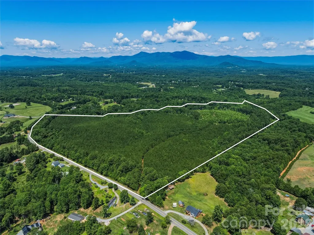 6783 Peniel Road Tryon NC 28782