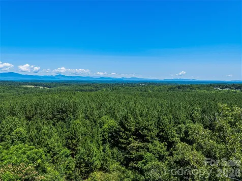 6783 Peniel Road Tryon NC 28782