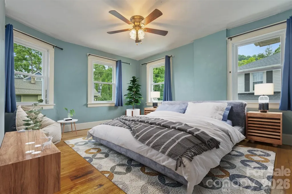 74 Arlington Street Asheville NC 28801