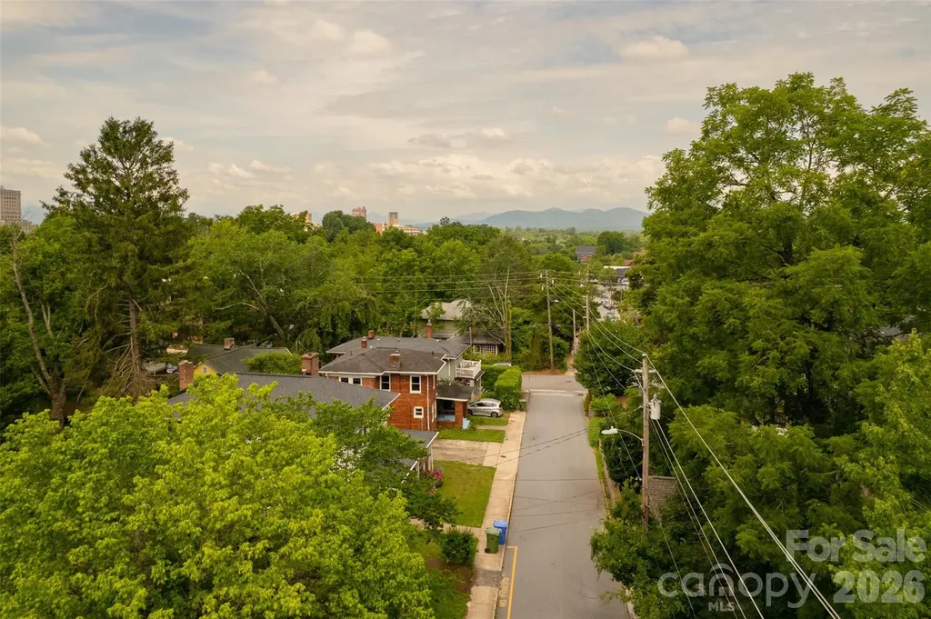 74 Arlington Street Asheville NC 28801