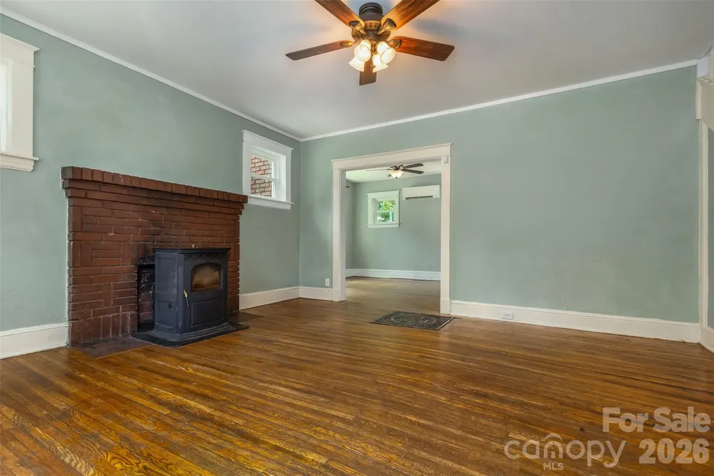 74 Arlington Street Asheville NC 28801