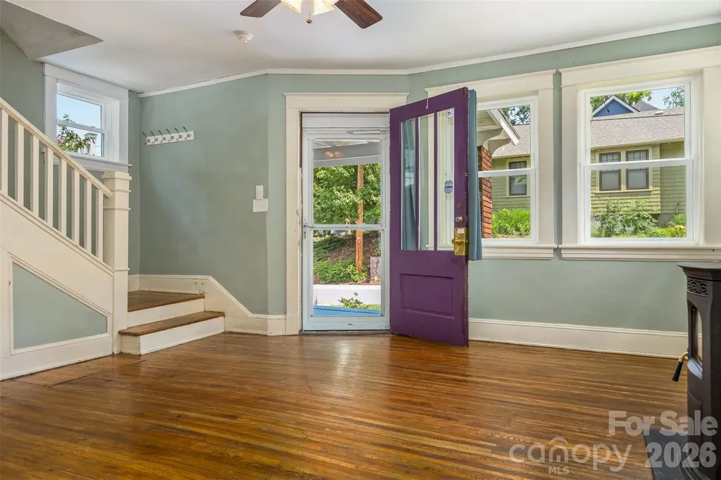 74 Arlington Street Asheville NC 28801