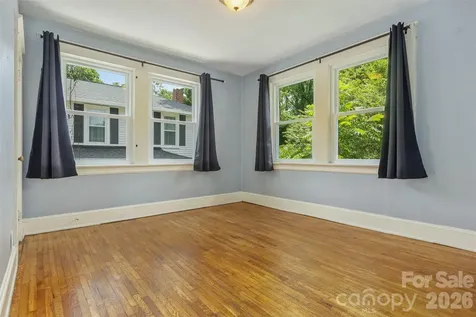 74 Arlington Street Asheville NC 28801