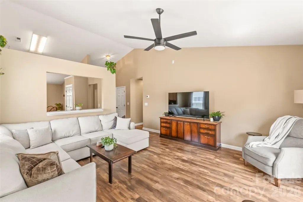 251 Summit Park Court Kannapolis NC 28083