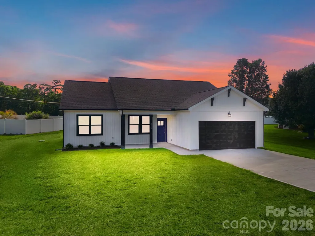 1962 Redwood Drive Oakboro NC 28129