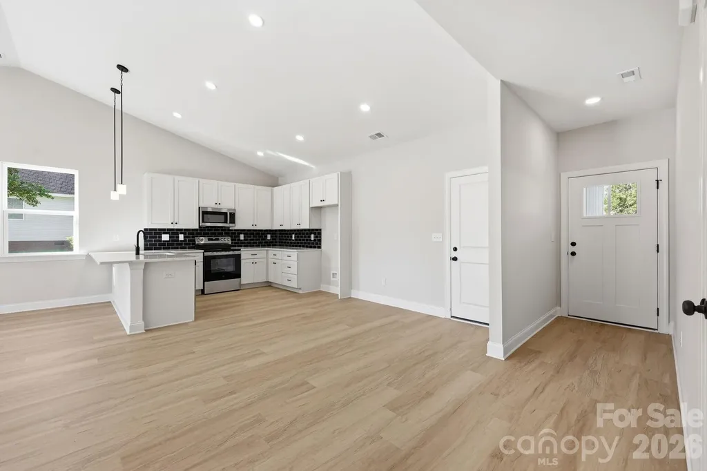 1962 Redwood Drive Oakboro NC 28129