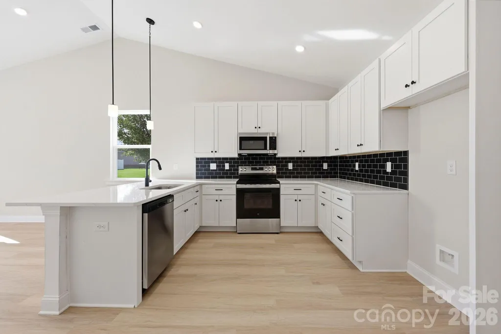 1962 Redwood Drive Oakboro NC 28129